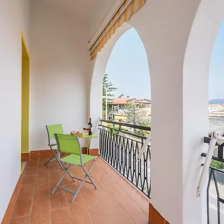 Casa Oro -pula Terrace And Wifi Near Downtown Apartment Pula