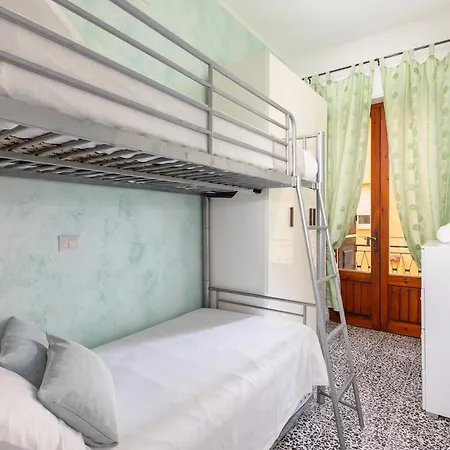 Apartament Casa Oro -pula Terrace And Wifi Near Downtown Pula